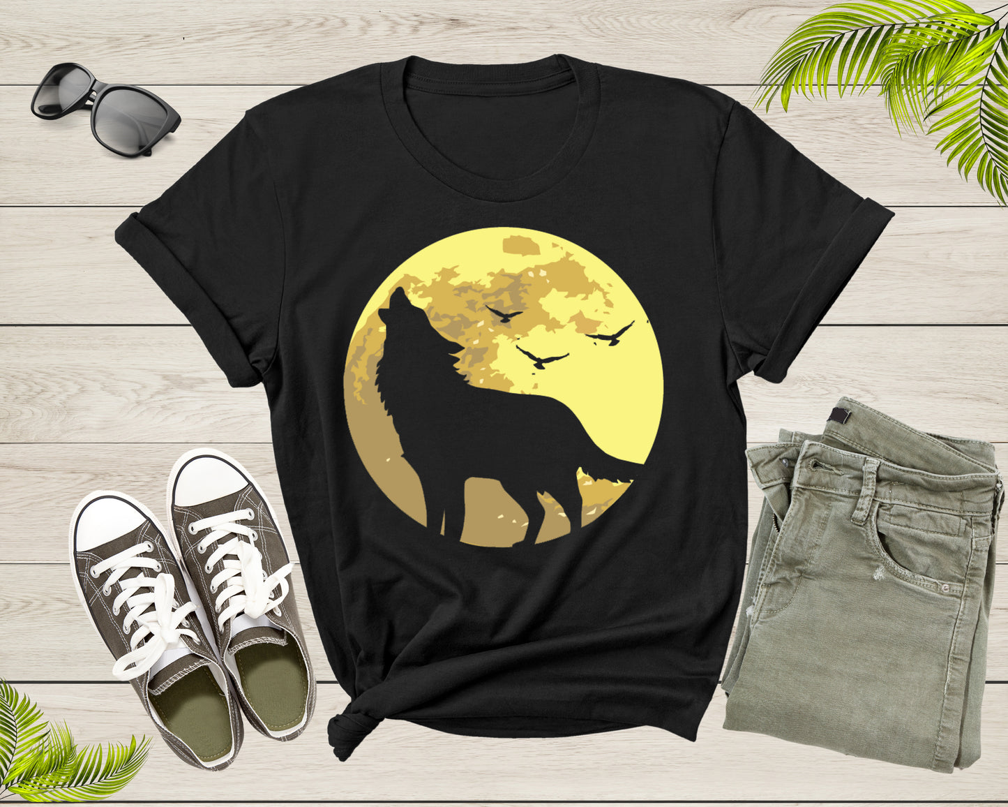 Lone Wolf Howling At Moon Gift For Men Women Kids Boys Girls T-shirt Mountain Wolf Moon Shirt Girls Boys Youth Wolf Graphic Design Tshirt