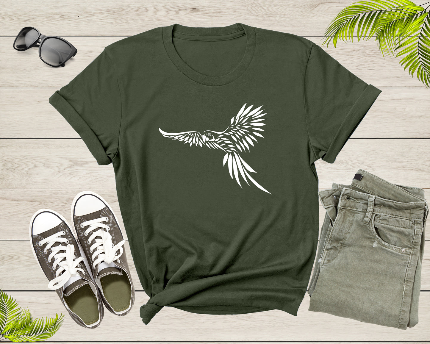Flying Cool Parrot Bird Tropical Bird Animal Cockatoo Macaw T-Shirt Soaring Parrot Gift T Shirt for Men Women Kids Boys Girls Graphic Tshirt
