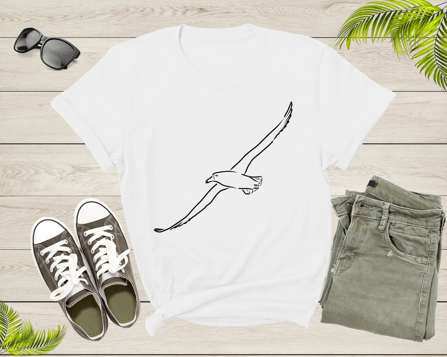 Flying Soaring Wandering Albatross Bird Lover Gift Shirt For Men Women Kids Boys Girls Cool Albatross Graphic Print Birdwatcher Tshirt