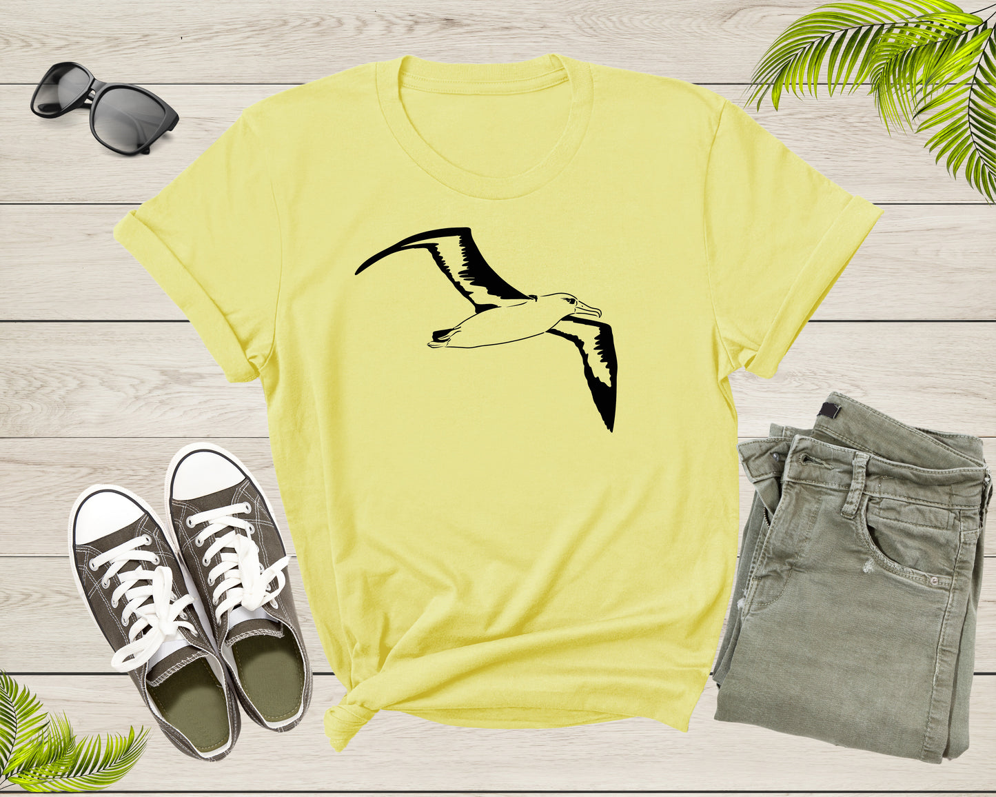 Flying Soaring Wandering Albatross Bird Lover Gift Shirt For Men Women Kids Boys Girls Cool Albatross Graphic Print Birdwatcher Tshirt