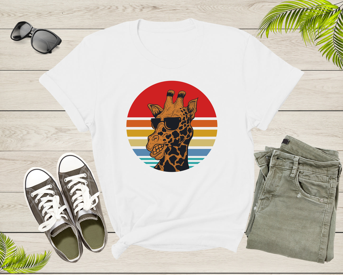 Cool Retro Africa Giraffe Animal with Sun Glasses at Sunset T-Shirt Graphic Giraffe Lover Gift T Shirt for Men Women Boys Girls Tshirt