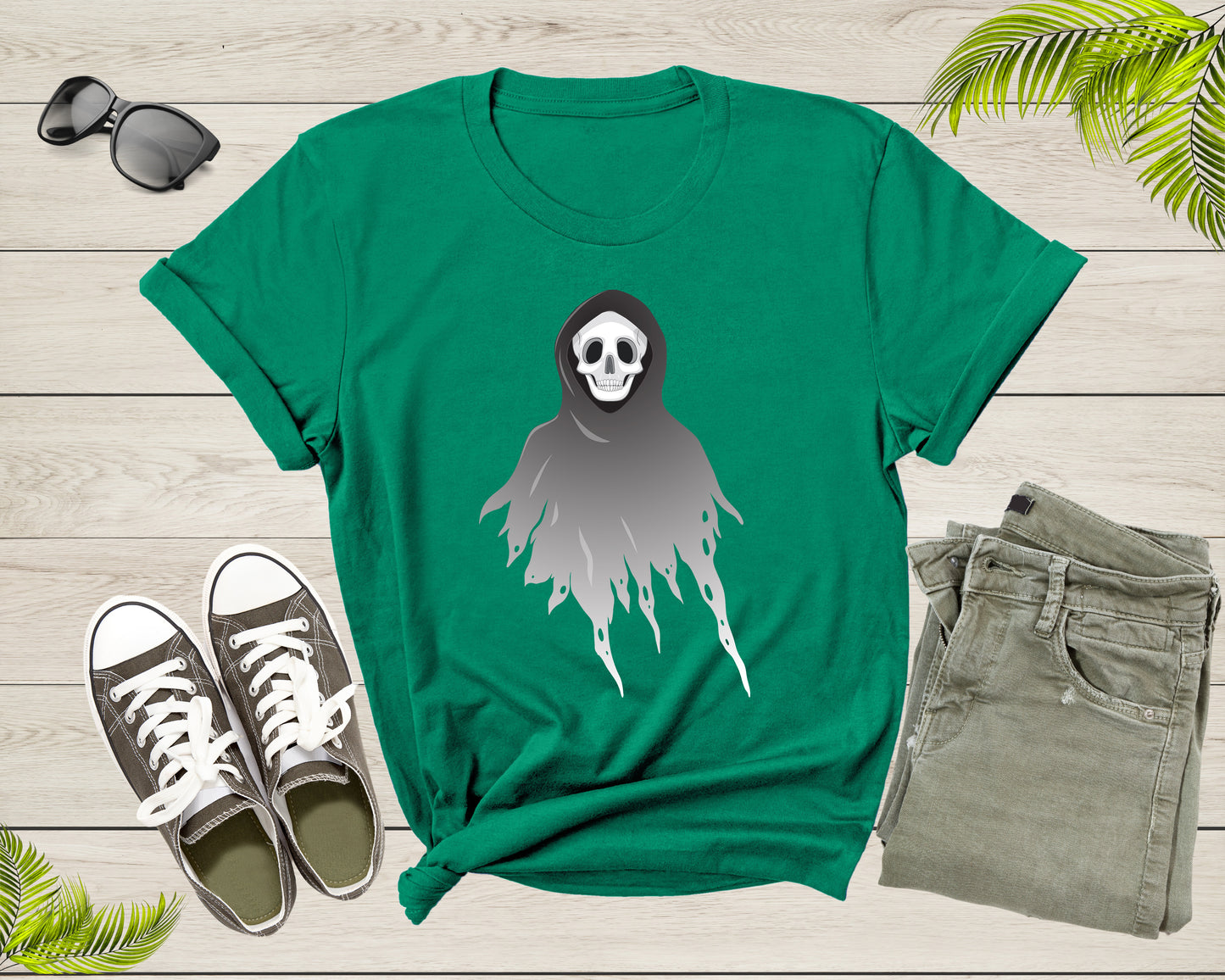 Halloween Spider Lover Gift Men Women Kids Boys Girl Present T-Shirt Spooky Halloween Lover Gift T Shirt for Teens Graphic Design Tshirt
