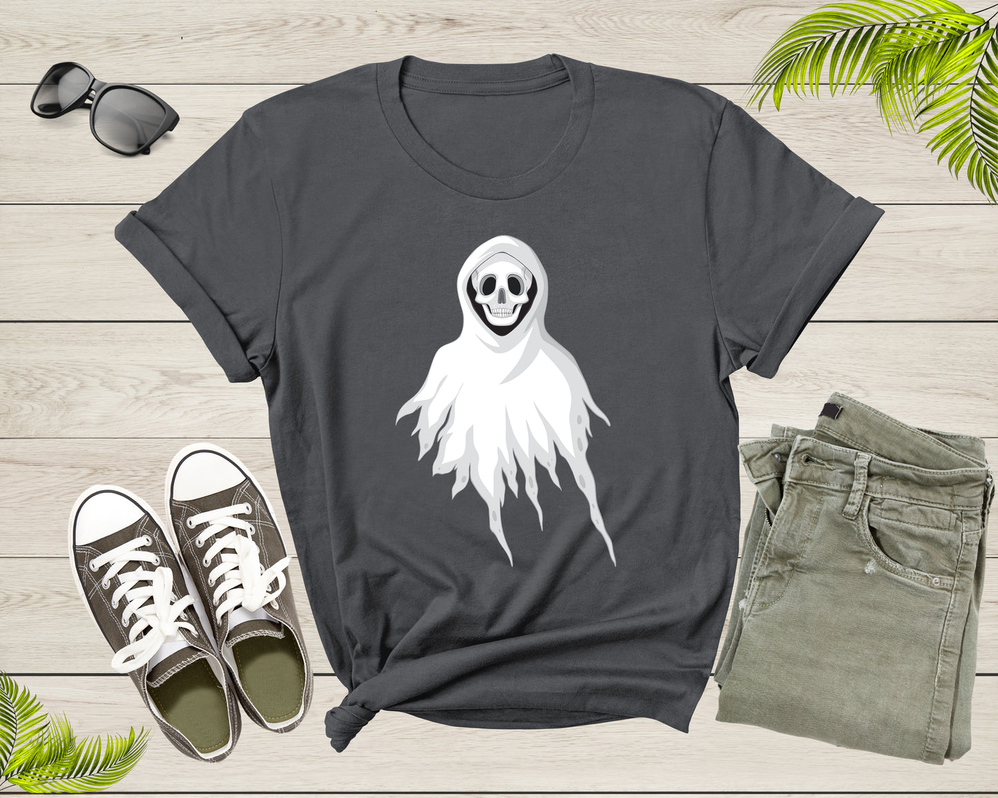 Halloween Ghost Lover Gift Men Women Kids Boys Girls Present T-Shirt Cool Spooky Halloween Lover Gift T Shirt for Teens Graphic Tshirt
