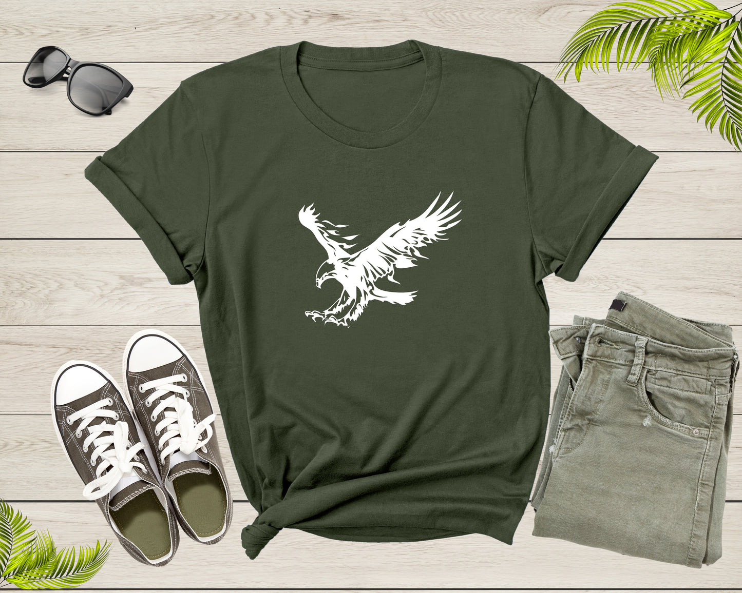 Flying Soarning Hunting American Bald Eagle Bird Gift Adults T-Shirt Cool Bald Eagle Lover Gift T Shirt for Teens Youth Graphic Tshirt