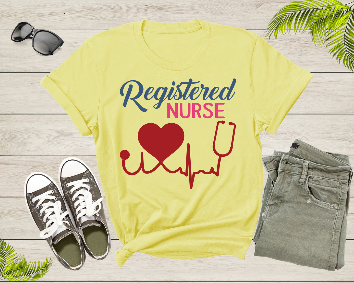 Cute Vintage Registered Nurse Graphic Design Gift For Women Men T-Shirt Pediatric Registered Nurse T Shirt Cool ER NICU Nurse Tshirt