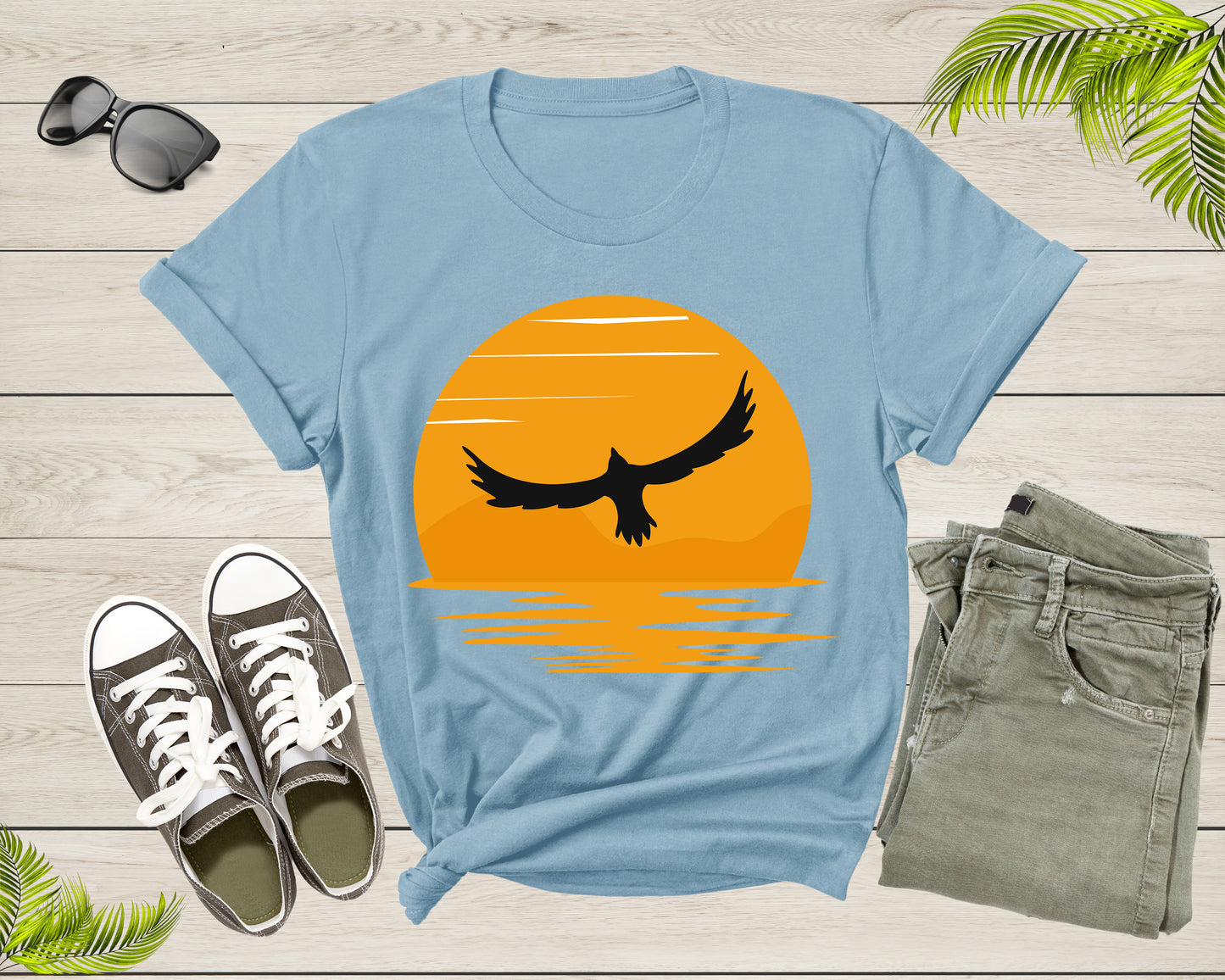 Cool Flying Eagle Bird At Sunset For Women Men T-shirt Soaring American Eagle Bird For Boys Girls Youth Shirt Bald Eagle Bird Gift Tshirt