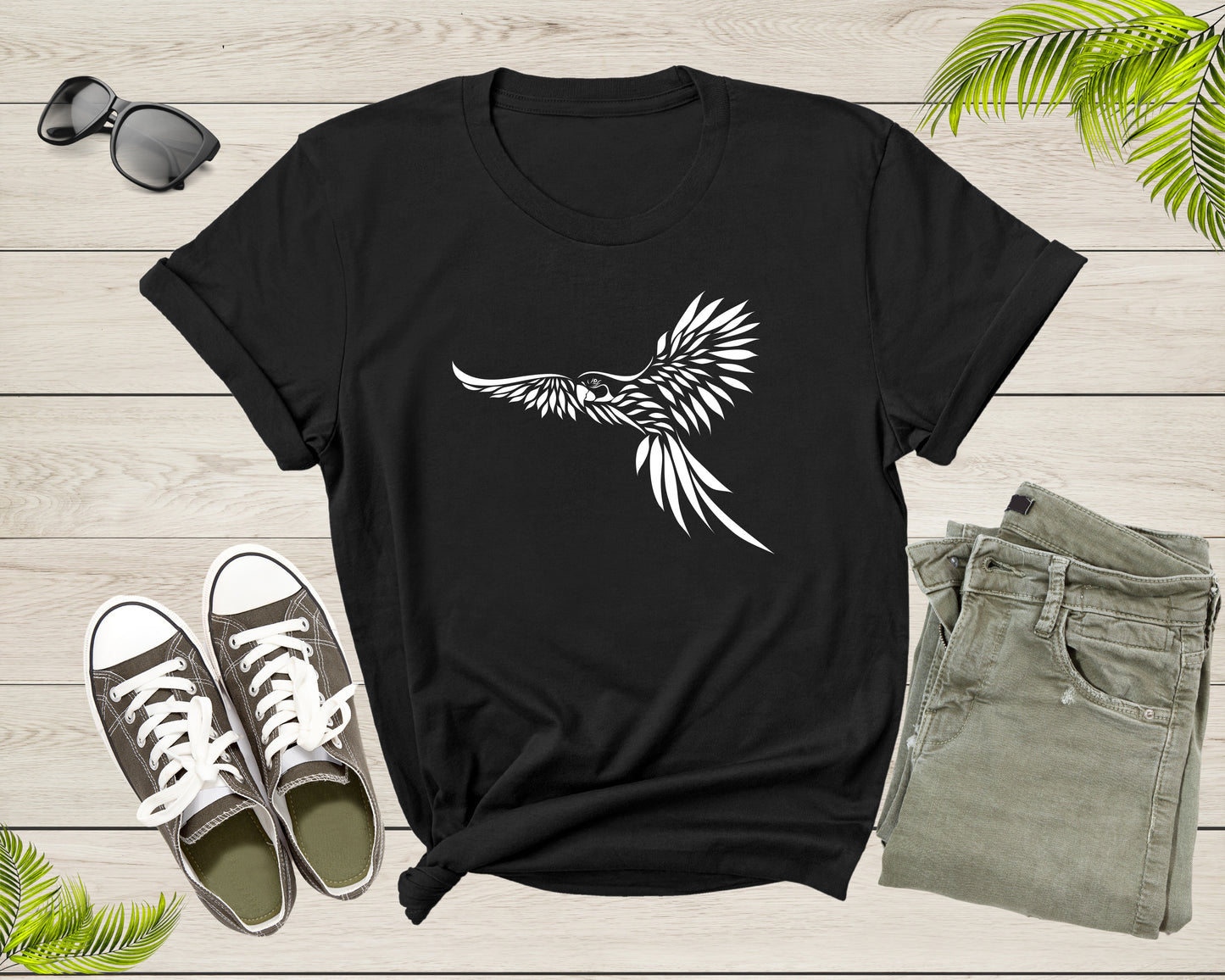 Flying Cool Parrot Bird Tropical Bird Animal Cockatoo Macaw T-Shirt Soaring Parrot Gift T Shirt for Men Women Kids Boys Girls Graphic Tshirt