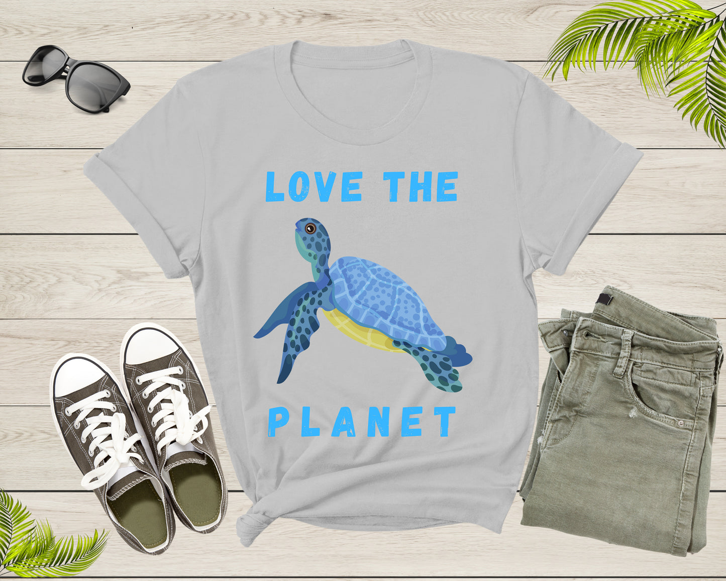 Love the Planet Earth Sea Turtle Swimming for Men Women Kids T-Shirt Ocean Animal Turtle Lover Gift T Shirt for Boys Girls Teens Tshirt