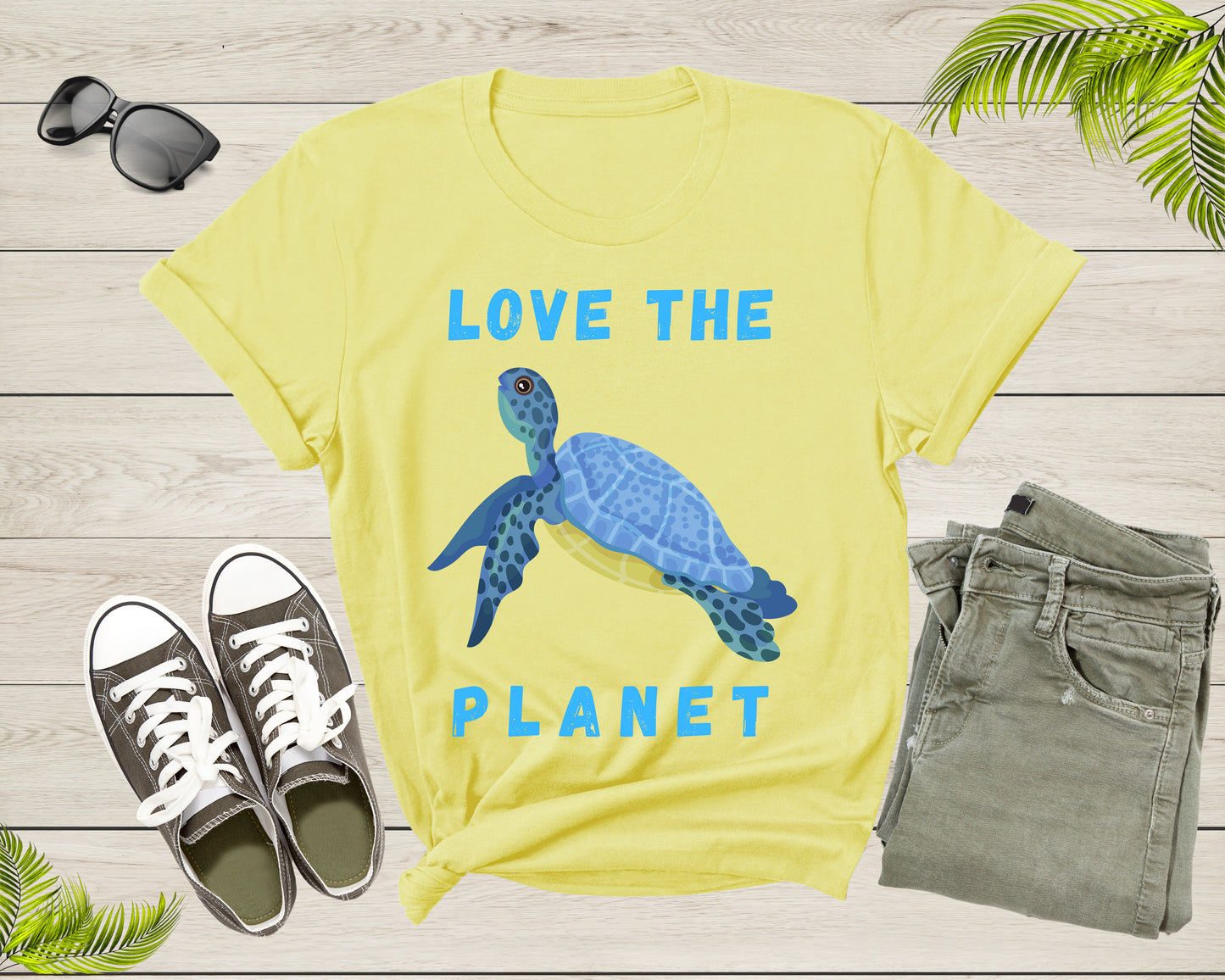 Love the Planet Earth Sea Turtle Swimming for Men Women Kids T-Shirt Ocean Animal Turtle Lover Gift T Shirt for Boys Girls Teens Tshirt