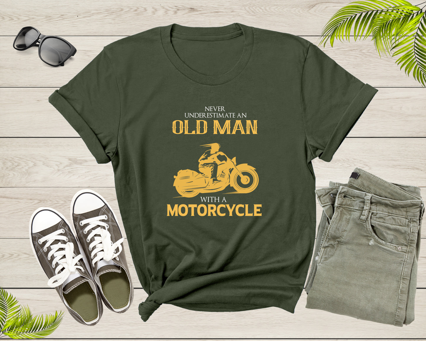 Never Underestimate an Old Man with a Motorcycle Bike Rider T-Shirt Motorbike Lover Gift T Shirt for Men Women Kids Boys Girls Teens Tshirt