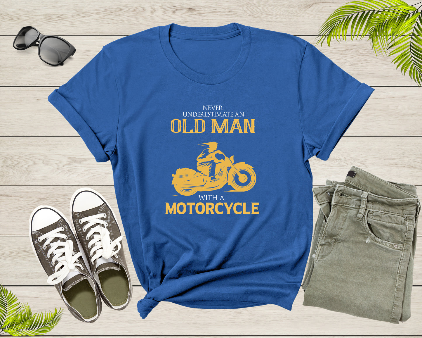 Never Underestimate an Old Man with a Motorcycle Bike Rider T-Shirt Motorbike Lover Gift T Shirt for Men Women Kids Boys Girls Teens Tshirt