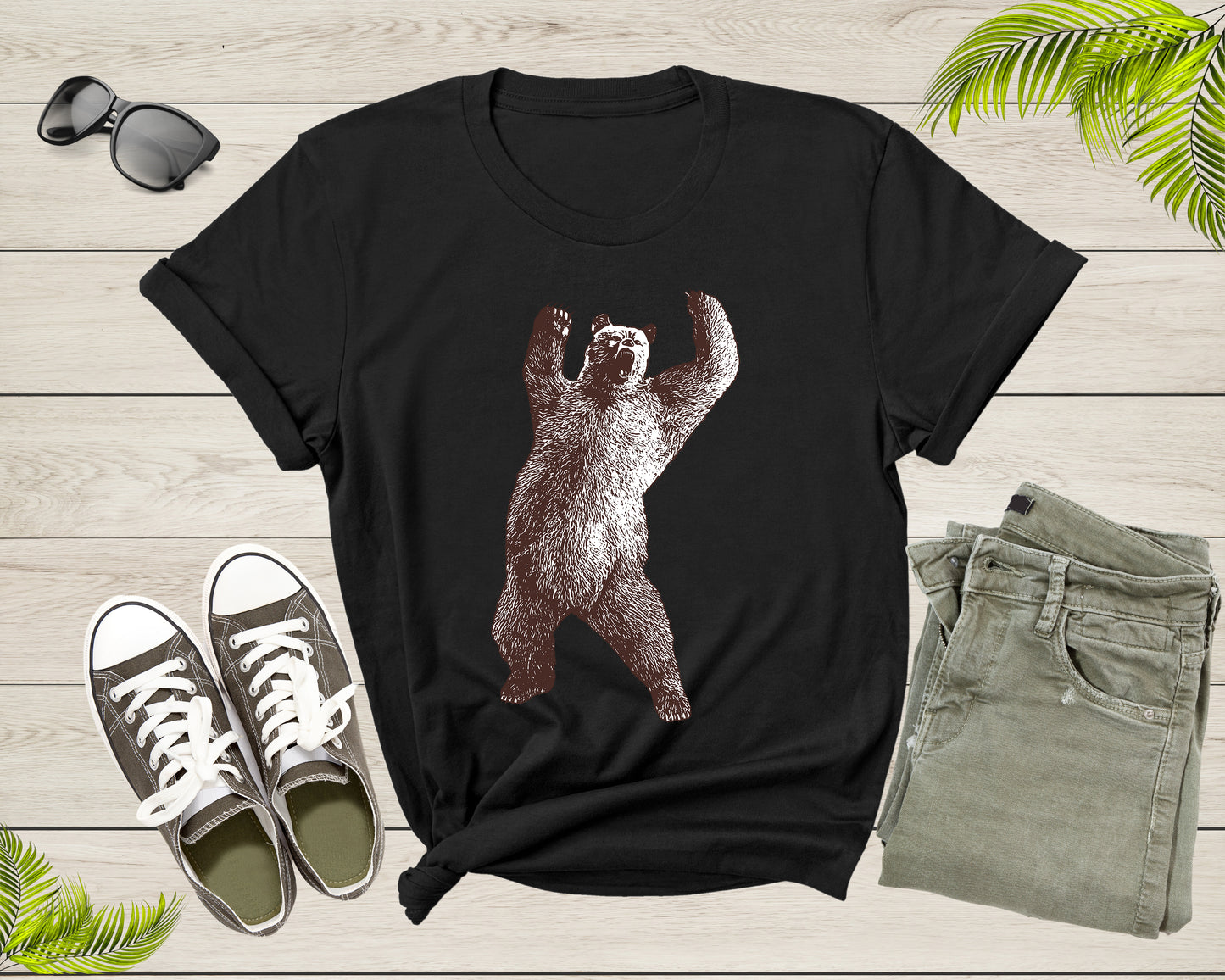 Roaring Grizzly Brown Bear Standing on Feet Cool Giant Bear T-Shirt Cool Bear Lover Gift T Shirt for Men Women Kids Boys Girls Tshirt
