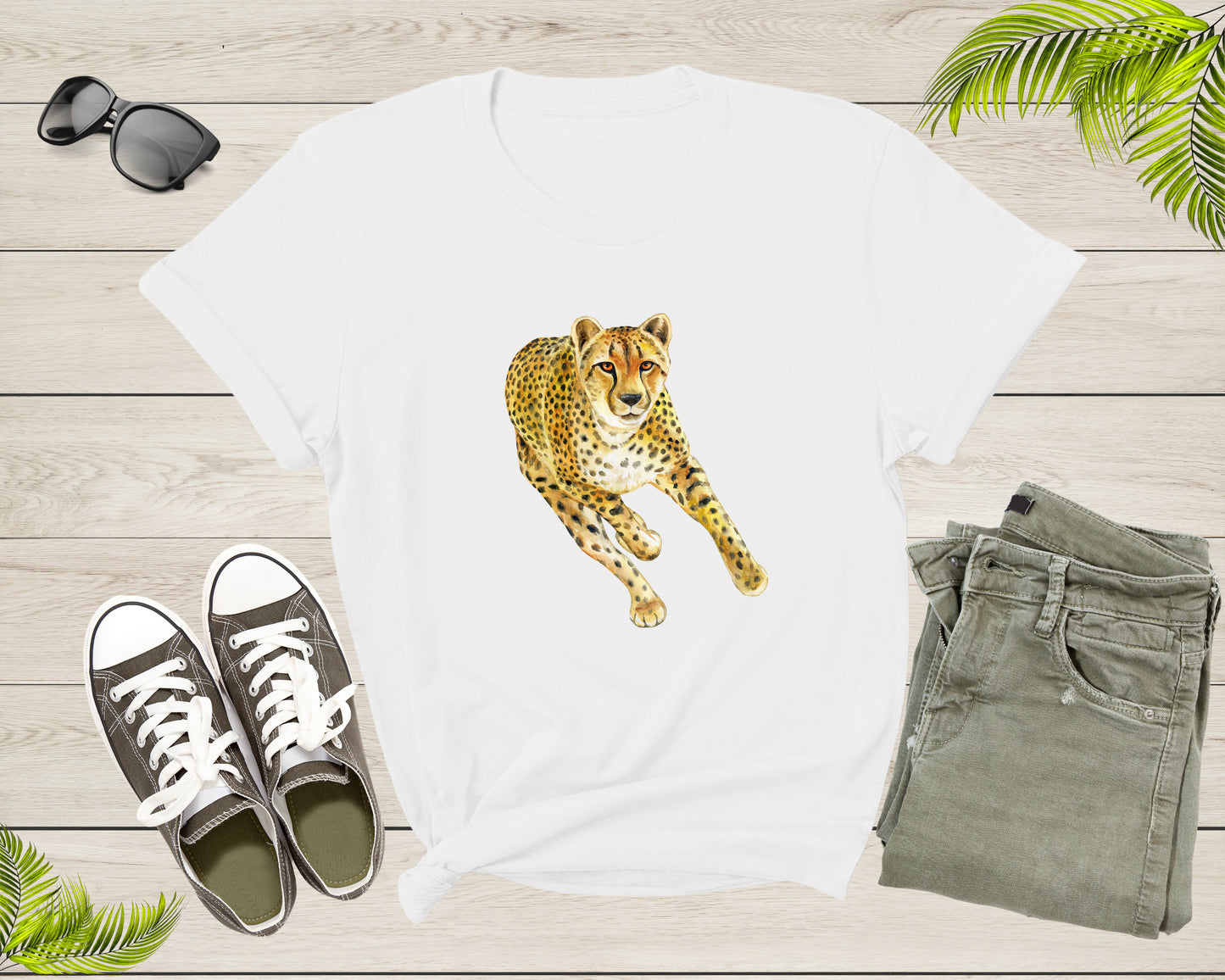 Speedy Running Cheetah Wild Cat Animal Hunting for Prey T-Shirt Cool Cheetah Cat Lover Gift T Shirt for Men Women Kids Boys Girls Tshirt